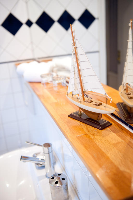Hotell Krabban Stromstad Bilik gambar